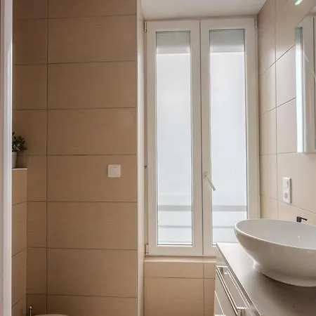 T2 - Proche Commerce Et Parking Gratuit * Brest