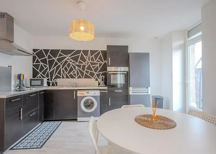 Apartament T2 - Proche Commerce Et Parking Gratuit *