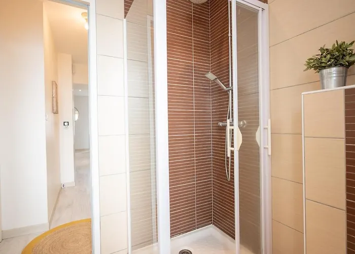 Apartament T2 - Proche Commerce Et Parking Gratuit